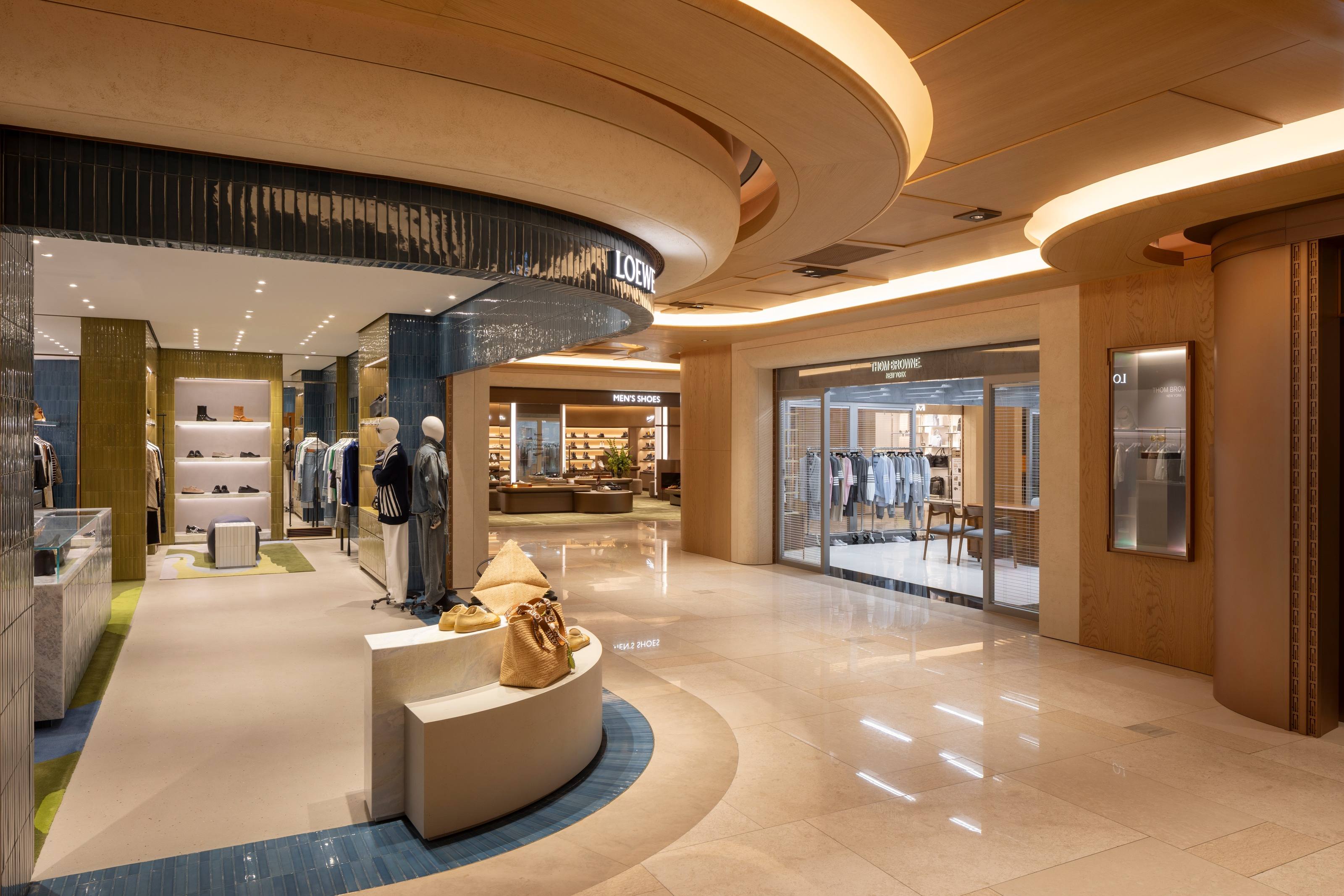 Shinsegae Gangnam-Men's Luxury — interior by Studio Writers