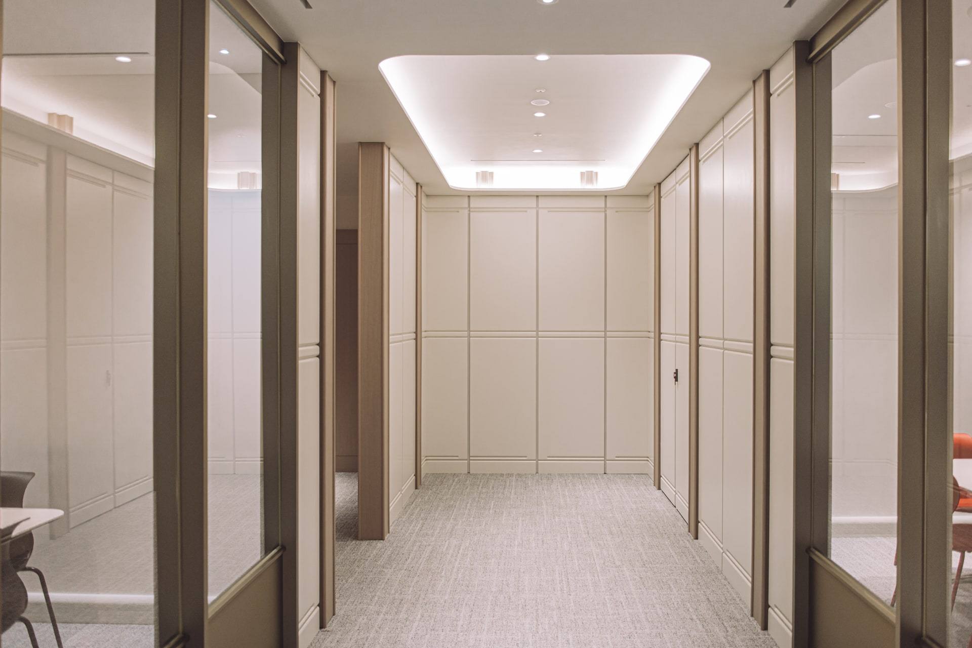 Leeum Conference Room — interior, 3 of 24