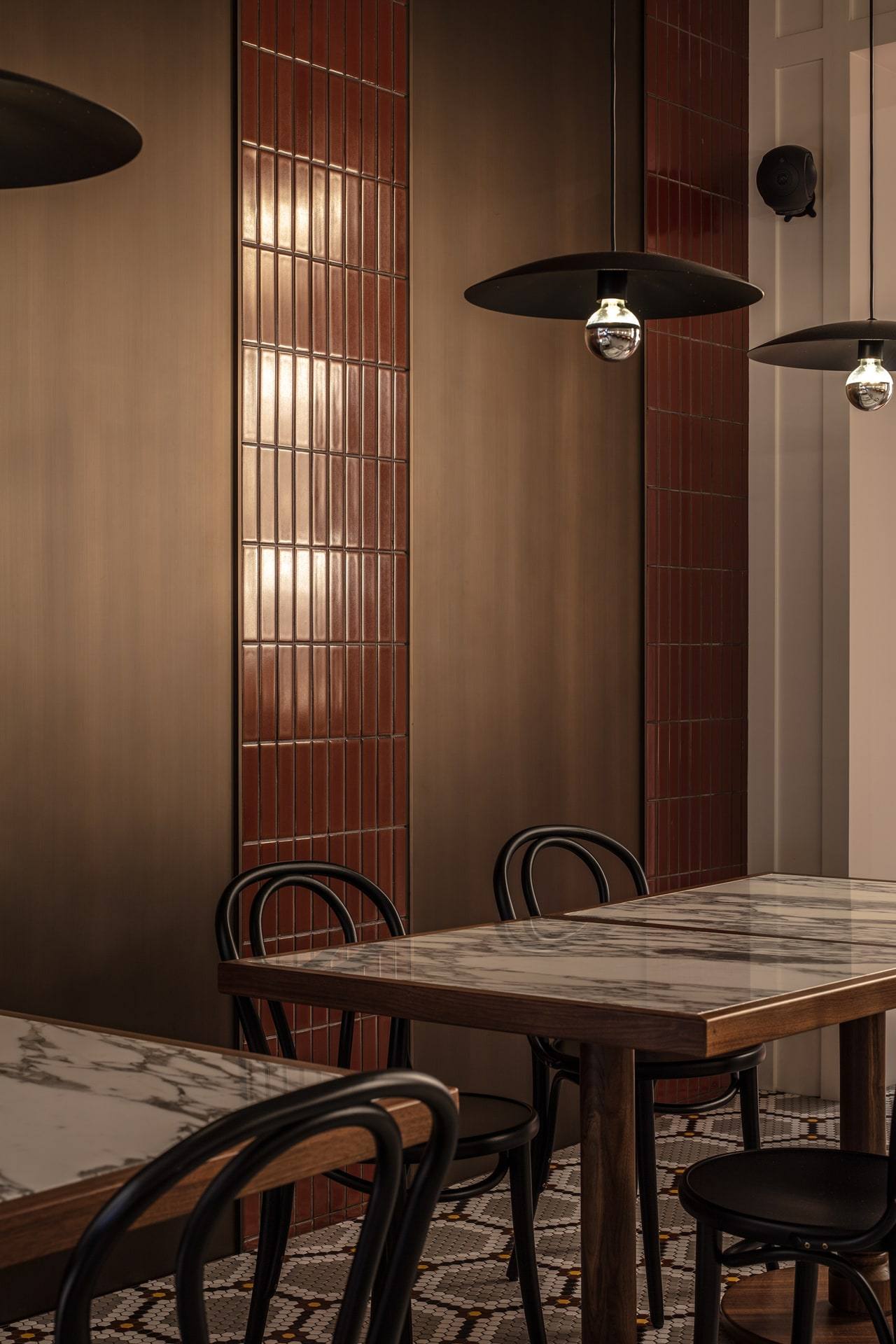 Monsieur Benjamin — interior, 5 of 12