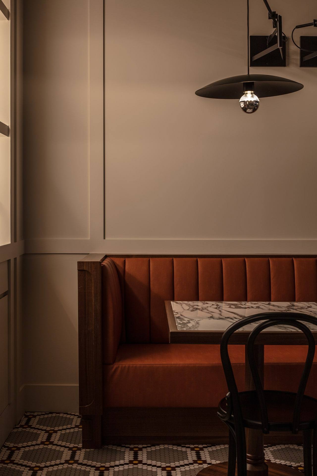Monsieur Benjamin — interior, 6 of 12