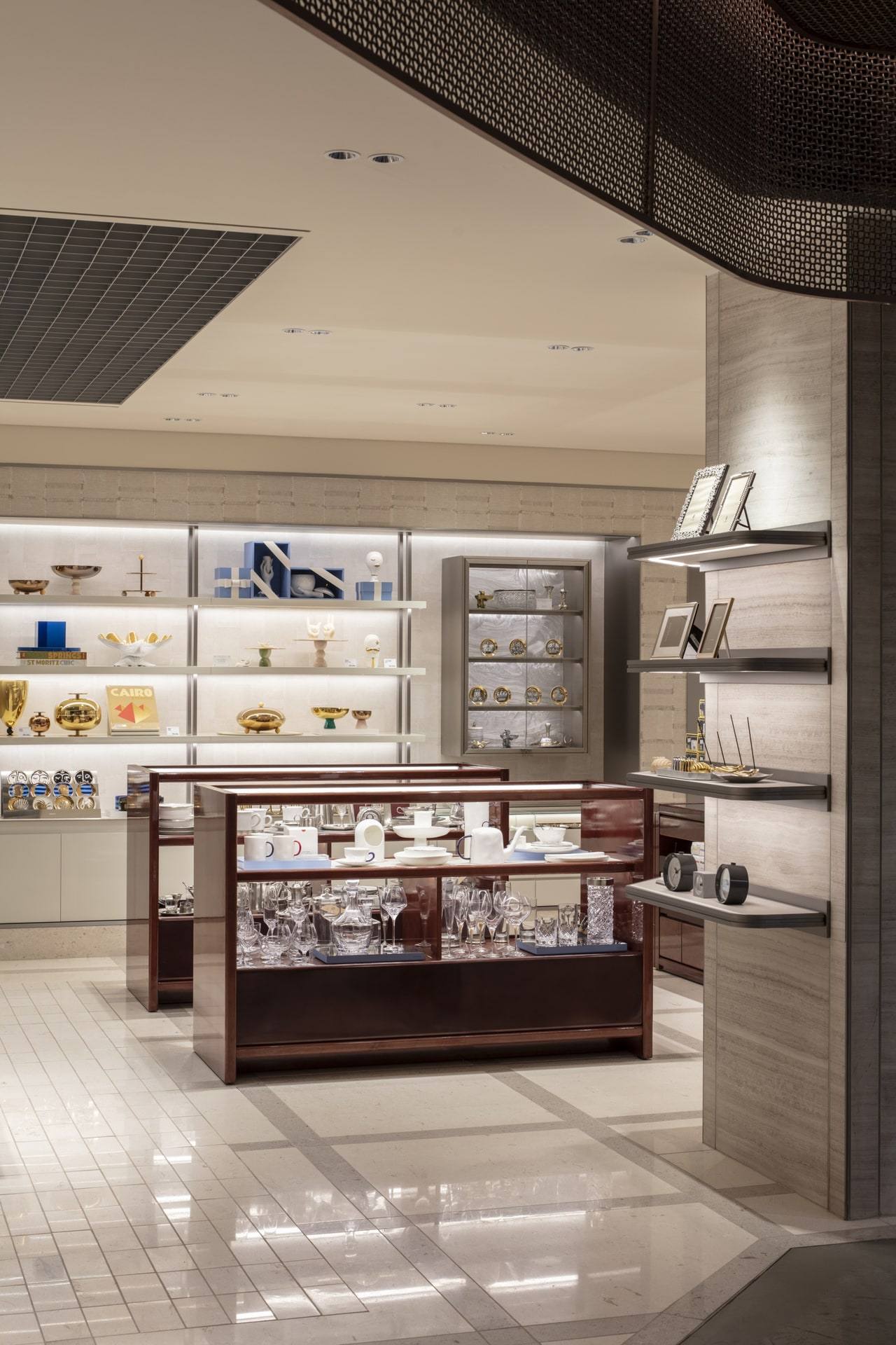 Pishon&Cabinet by Point of View — interior, 6 of 12