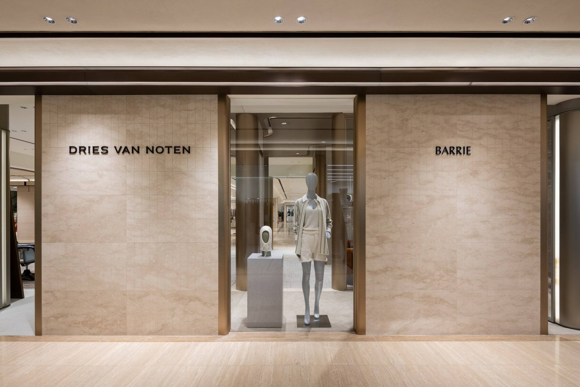 Shinsegae The Main-Luxury Designer — interior, 7 of 20