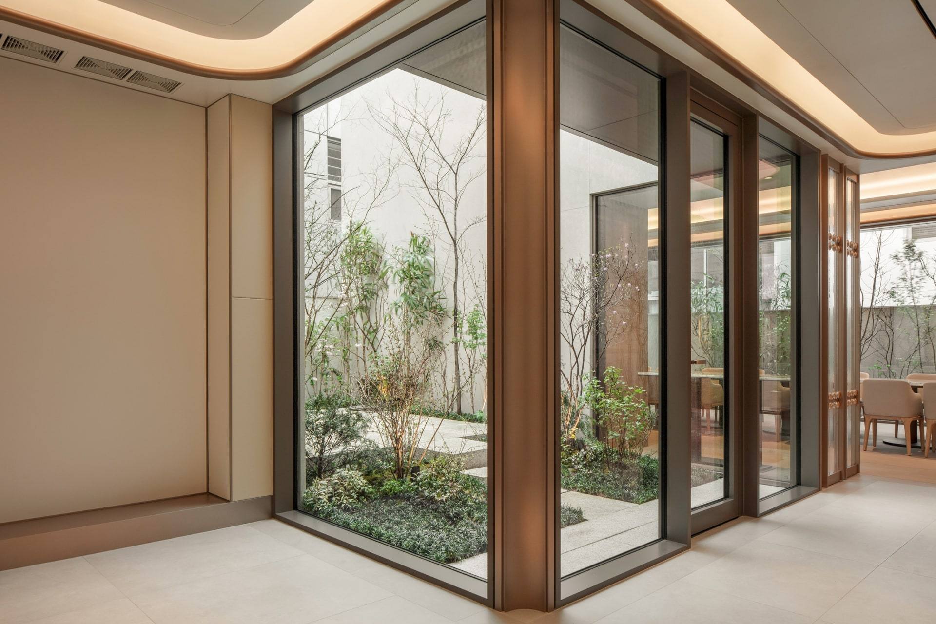 CE Seoul — interior, 7 of 17
