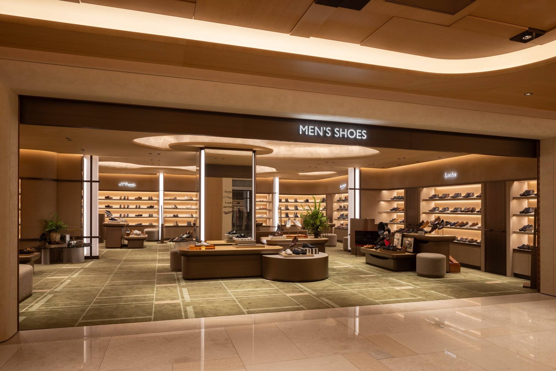Shinsegae Men's Shoes — interior, 7 of 8