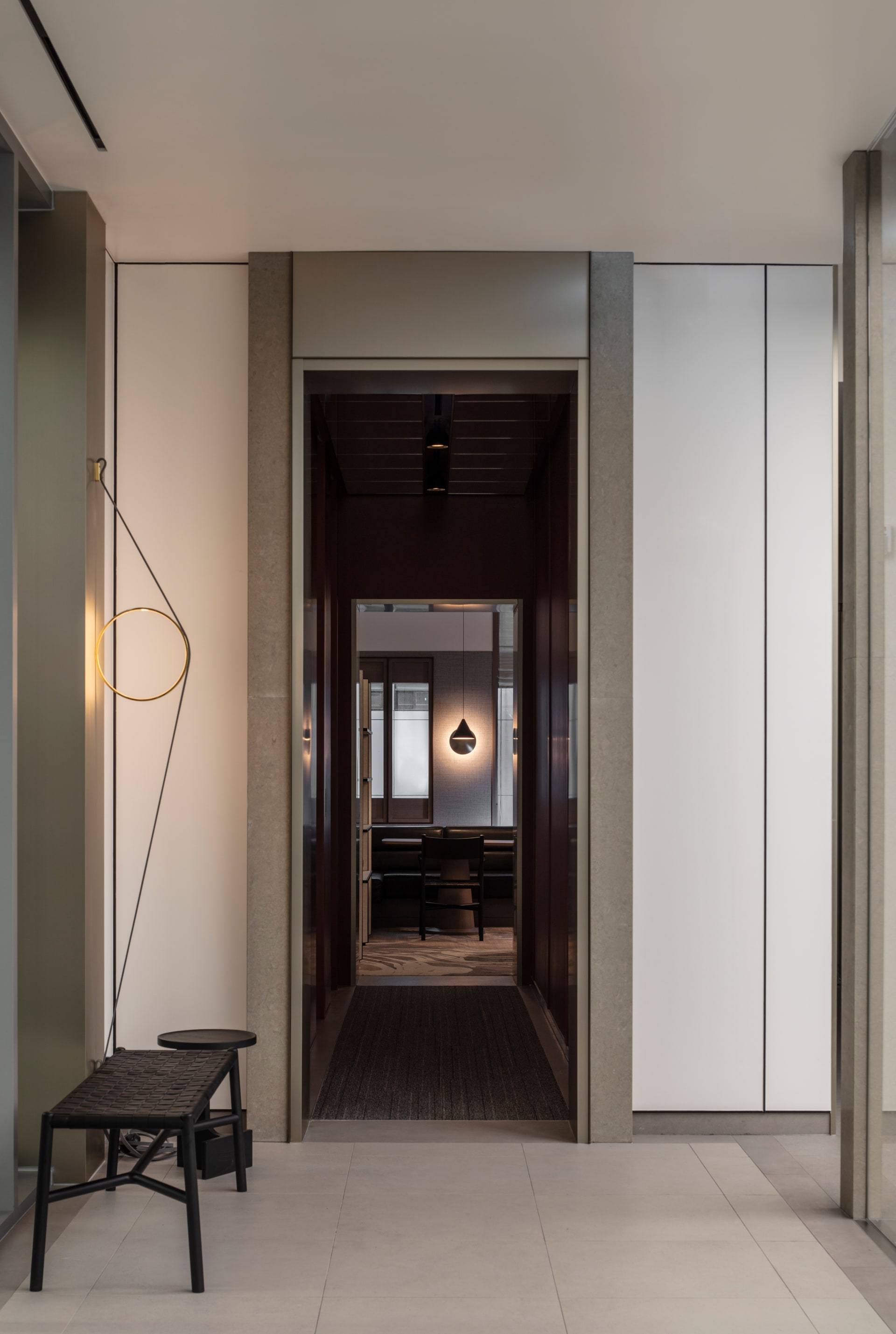 Soigné — interior, 9 of 17