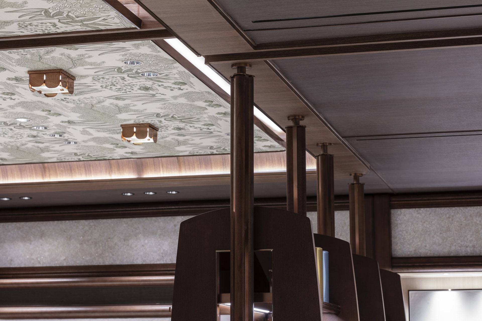 Audiophile — interior, 8 of 15