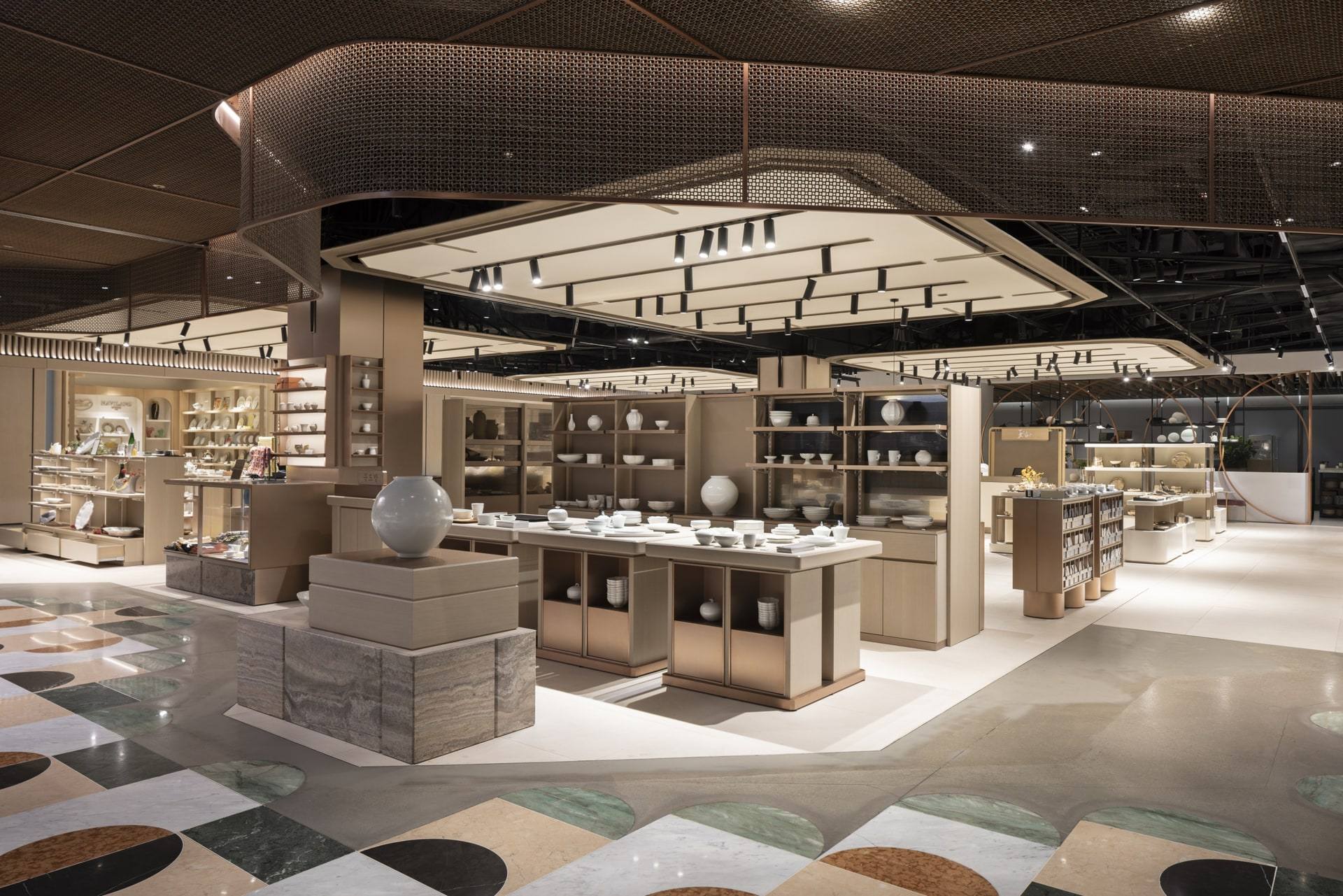 Shinsegae Gangnam-Table&Dishware — interior, 9 of 21
