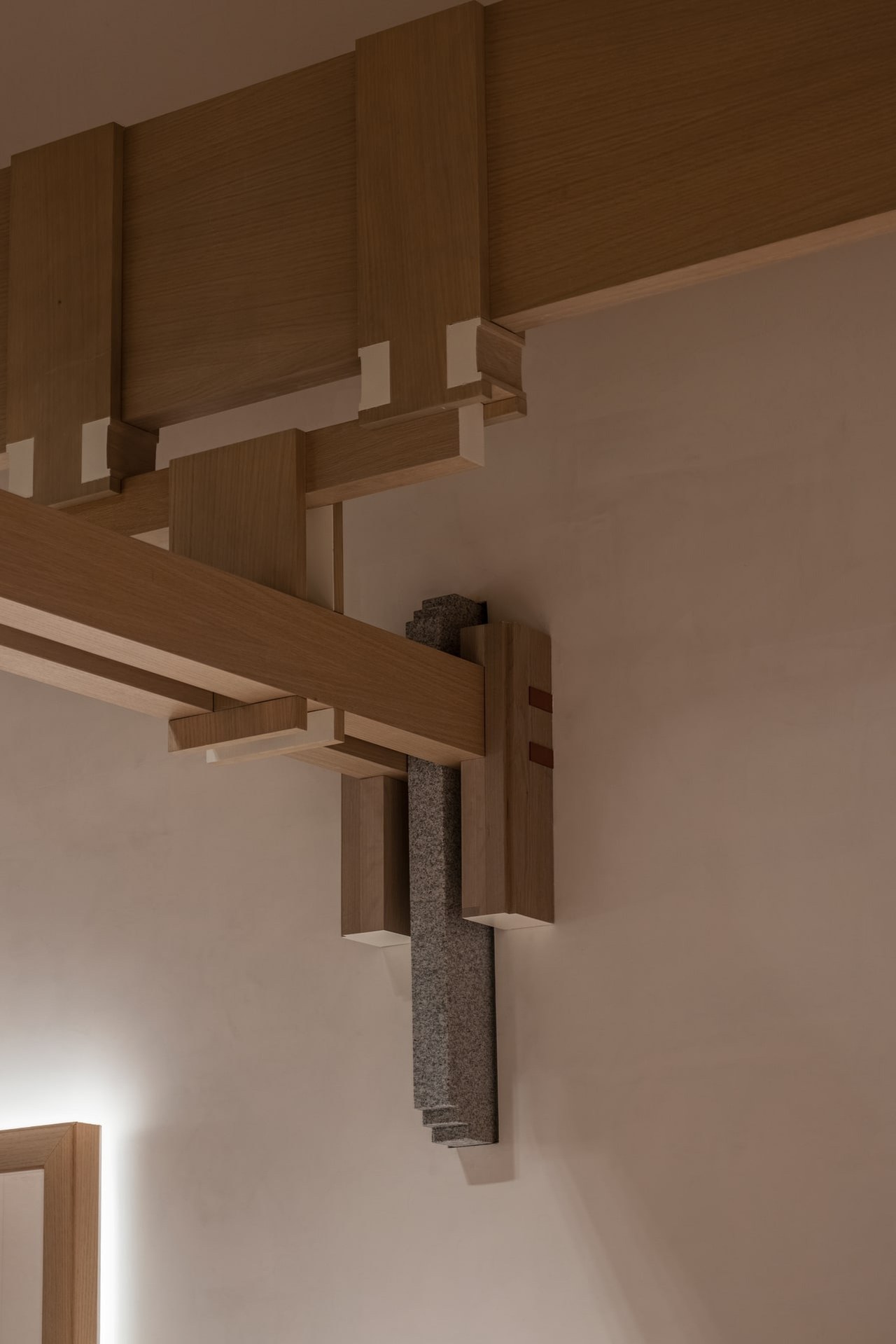 Leeum Store — Material & Finish