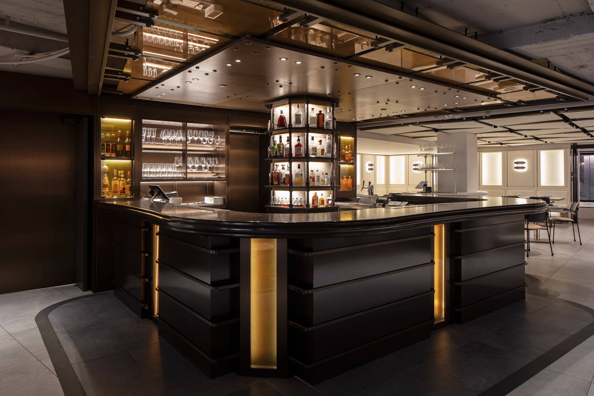 Naro — interior, 9 of 29