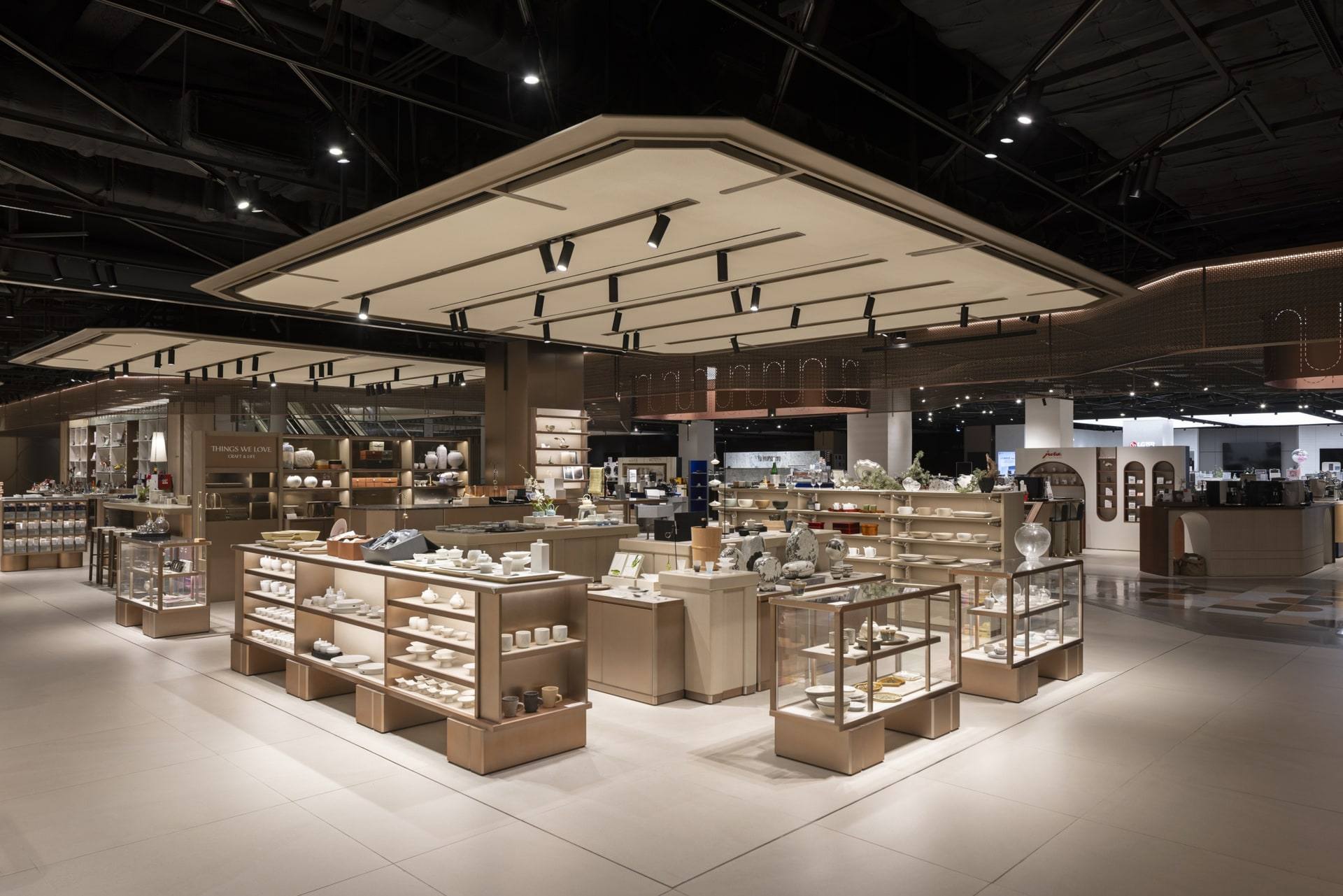 Shinsegae Gangnam-Table&Dishware — interior, 10 of 21