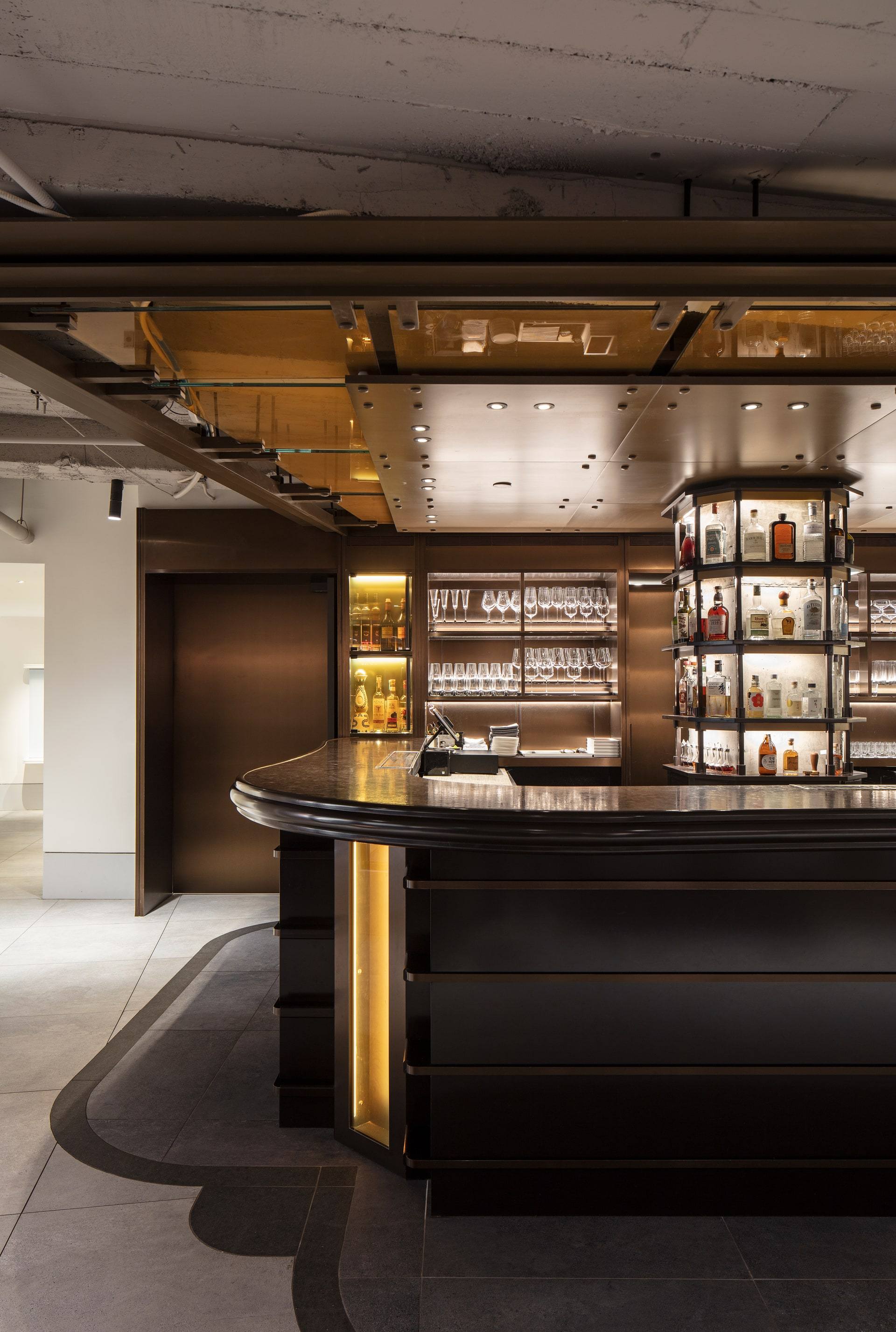 Naro — interior, 10 of 29
