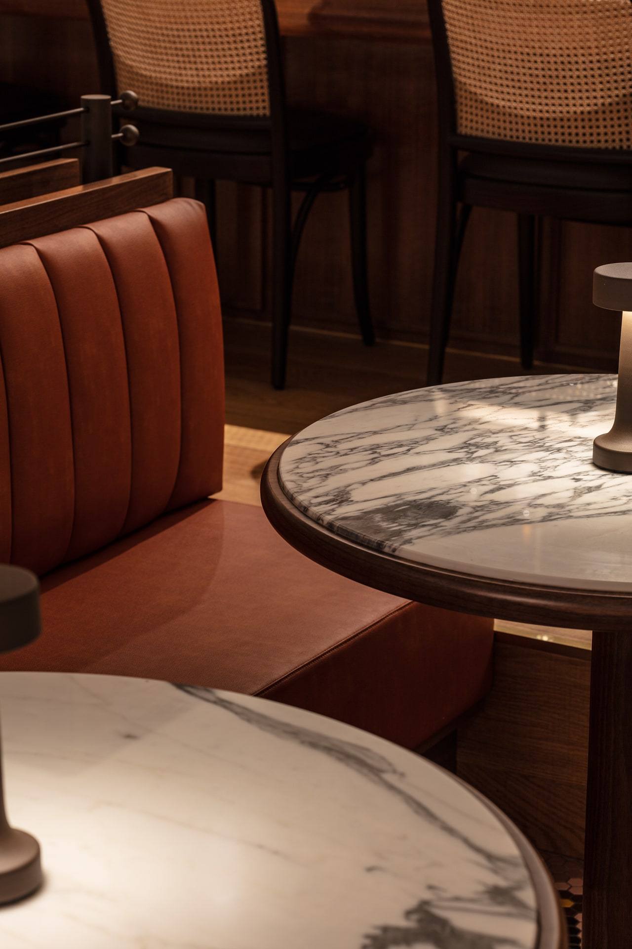 Monsieur Benjamin — interior, 11 of 12