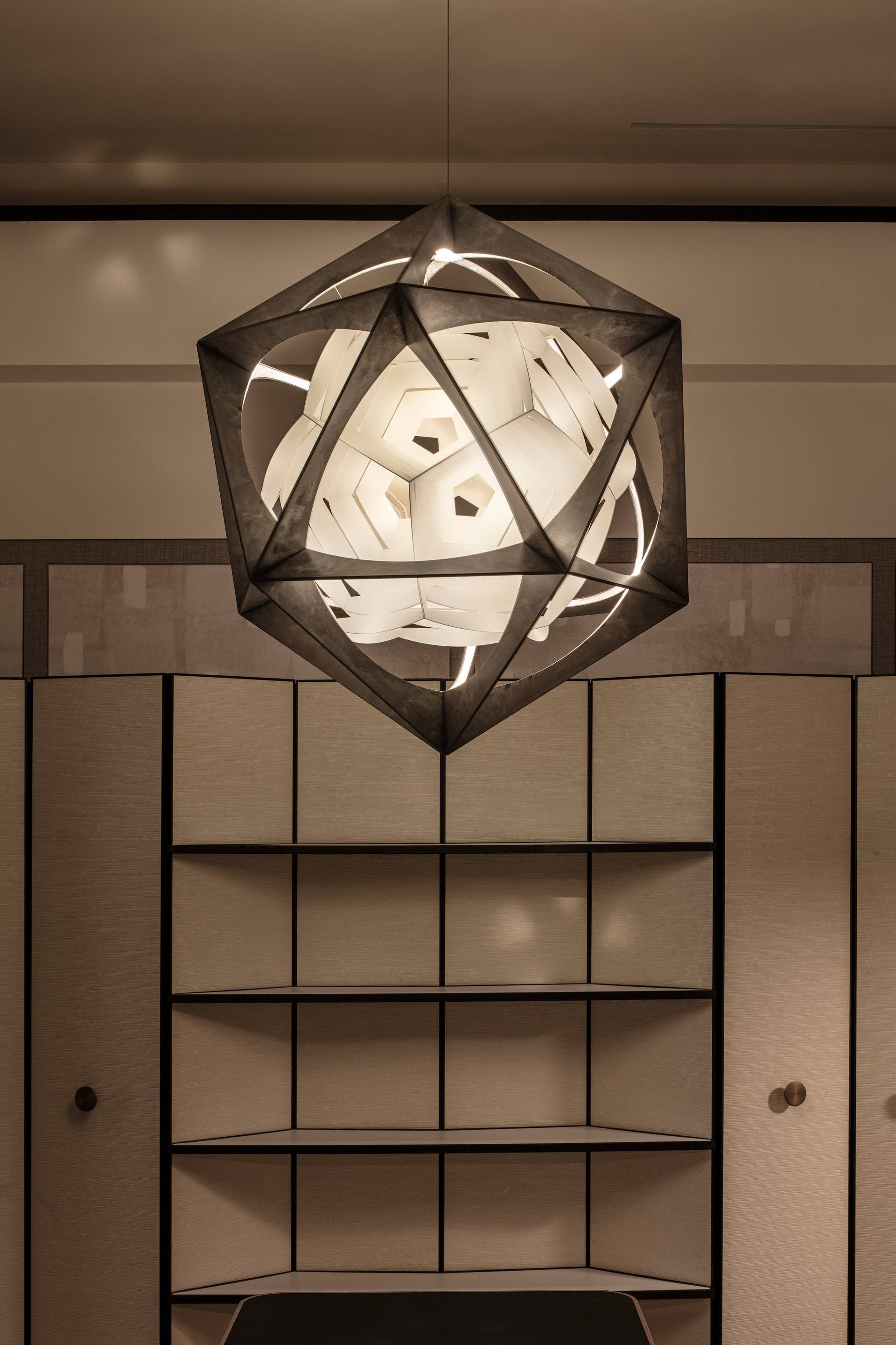 Soigné — interior, 12 of 17