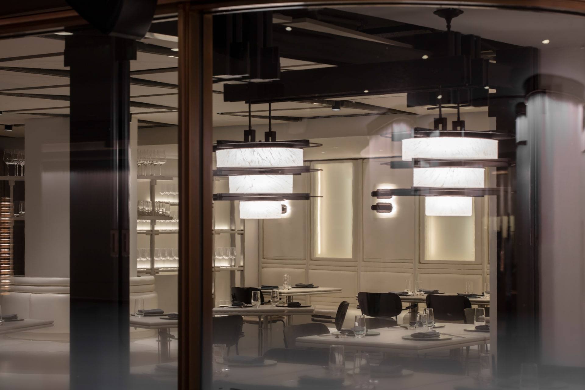 Naro — interior, 12 of 29