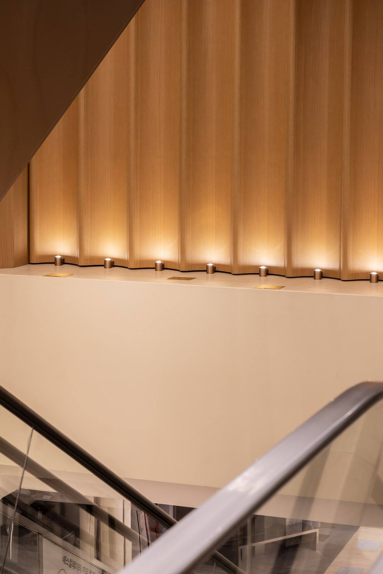 Shinsegae Gangnam-Men's Luxury — interior, 13 of 19