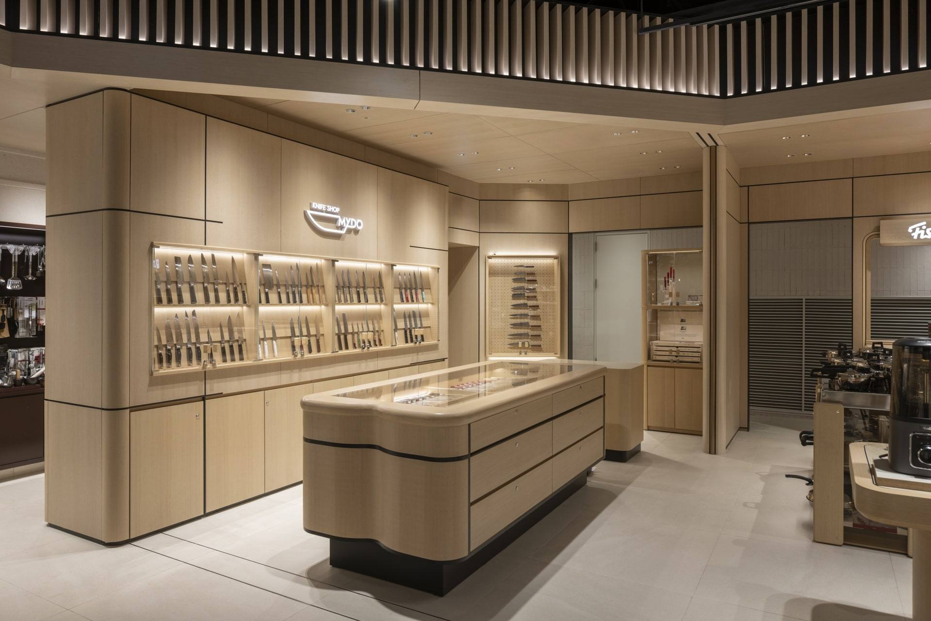 Shinsegae Gangnam-Table&Dishware — interior, 16 of 21