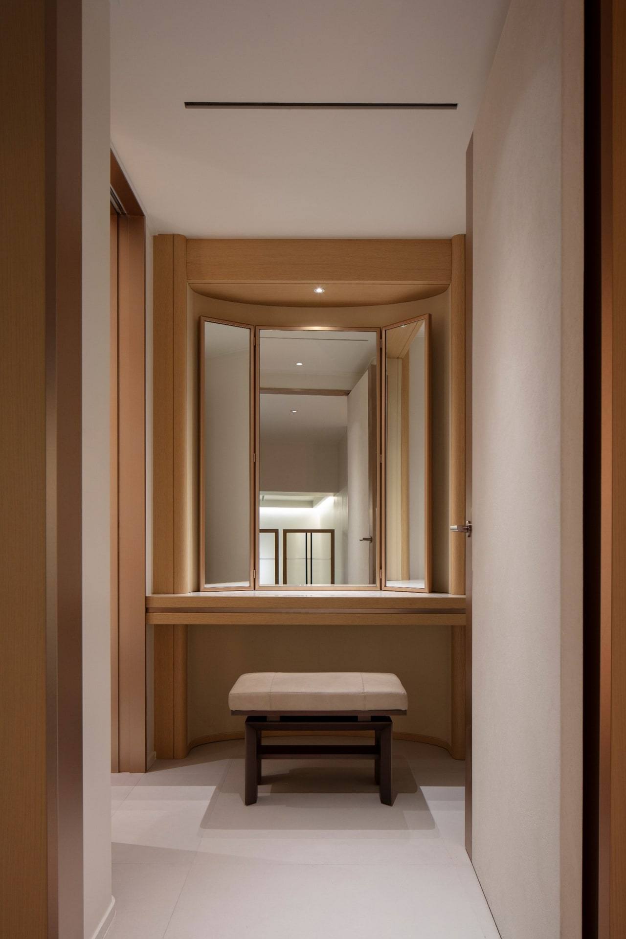 CE Seoul — interior, 15 of 17