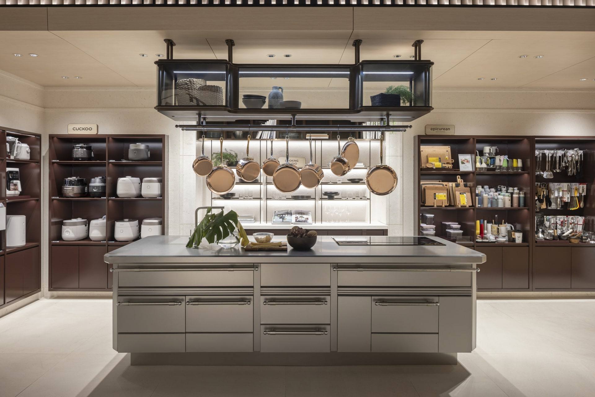 Shinsegae Gangnam-Table&Dishware — interior, 19 of 21