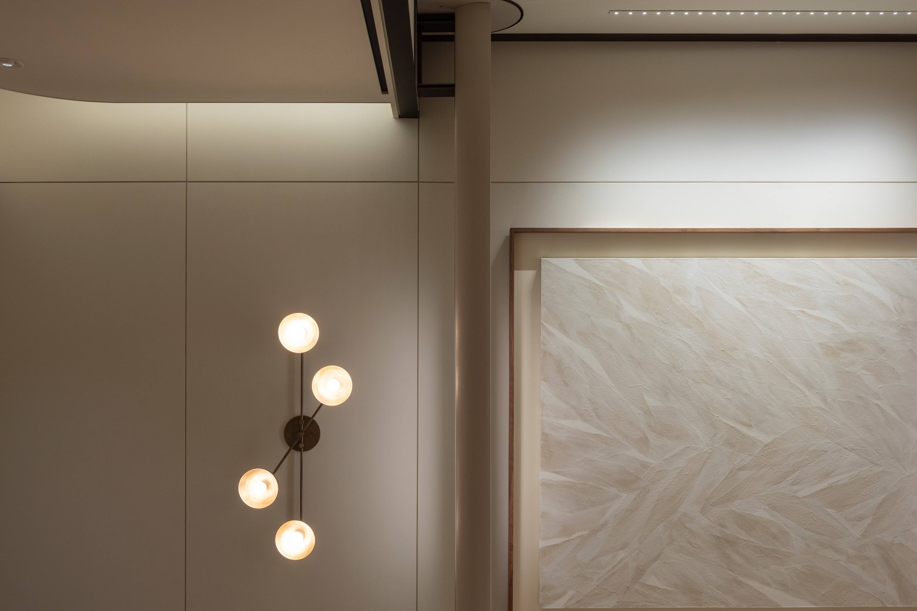 Lotte Avenuel Emerald Lounge — interior by Studio Writers